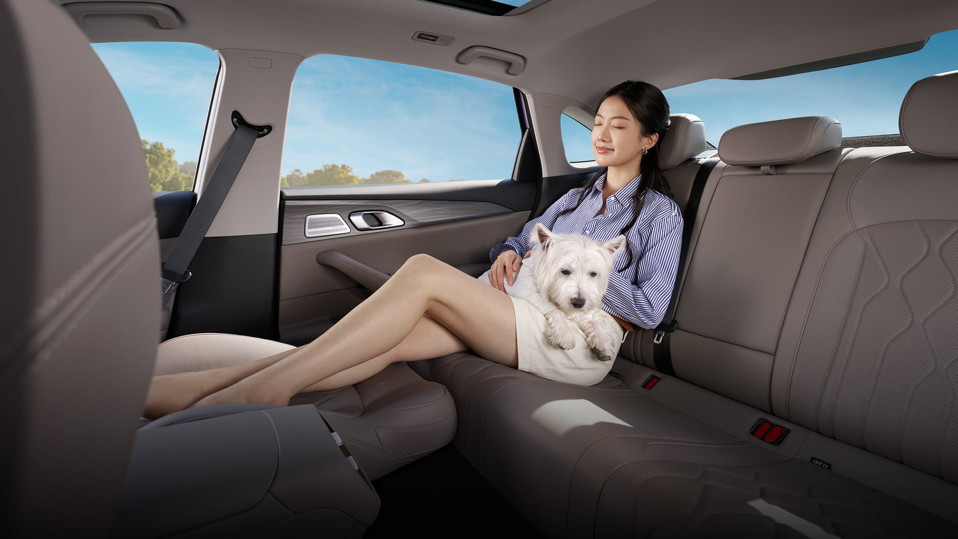 Geely Galaxy A7 EV - Space and practicality