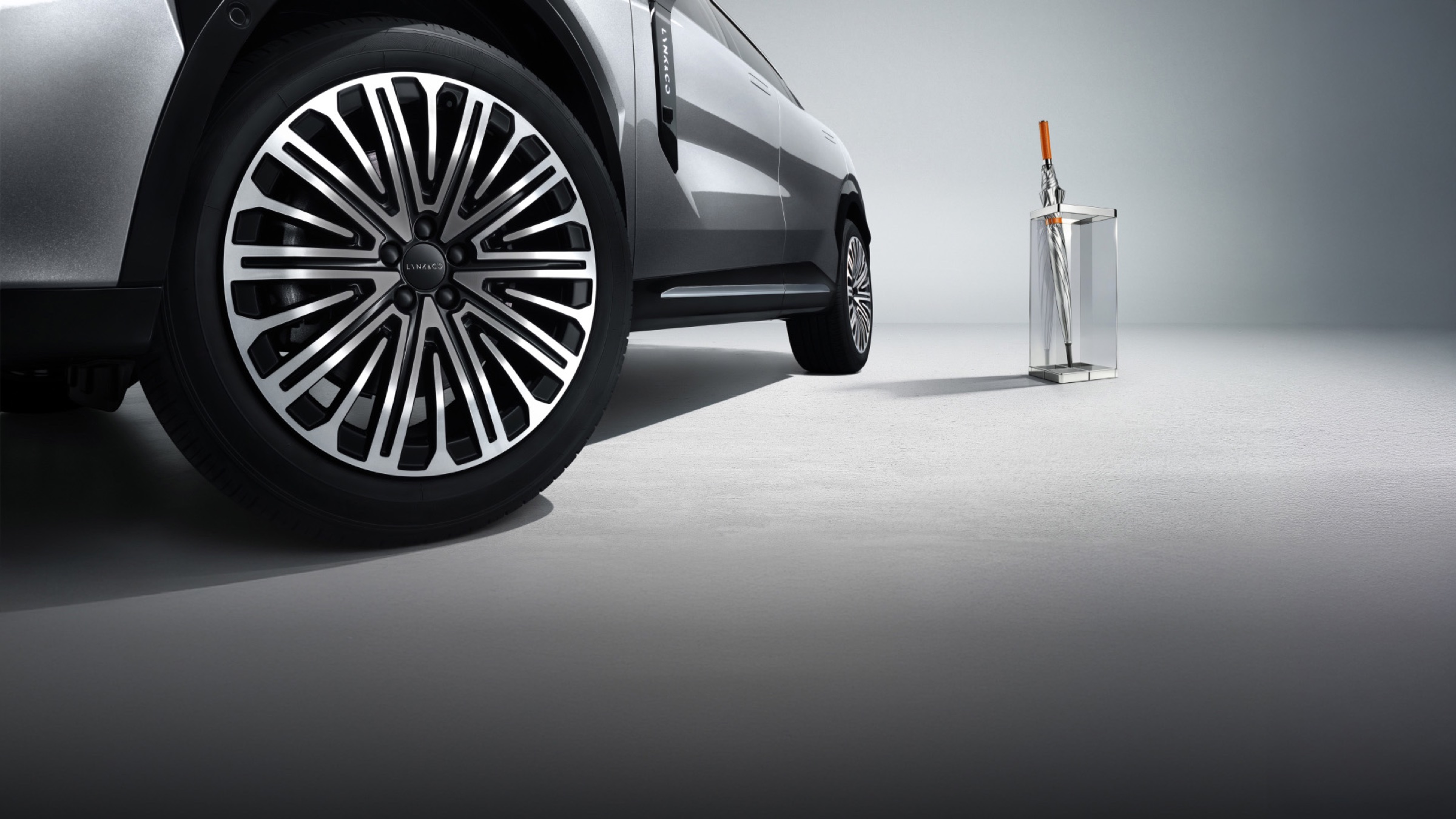 Lynk & Co 08 EM-P - Wheel and tyre design